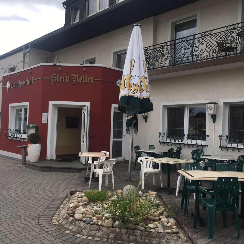 Gasthaus "Zur Alten Dorfschmiede" Metterich Buitenkant foto