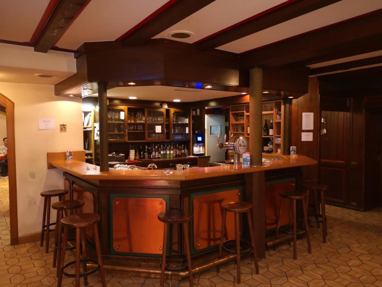 Gasthaus "Zur Alten Dorfschmiede" Metterich Buitenkant foto
